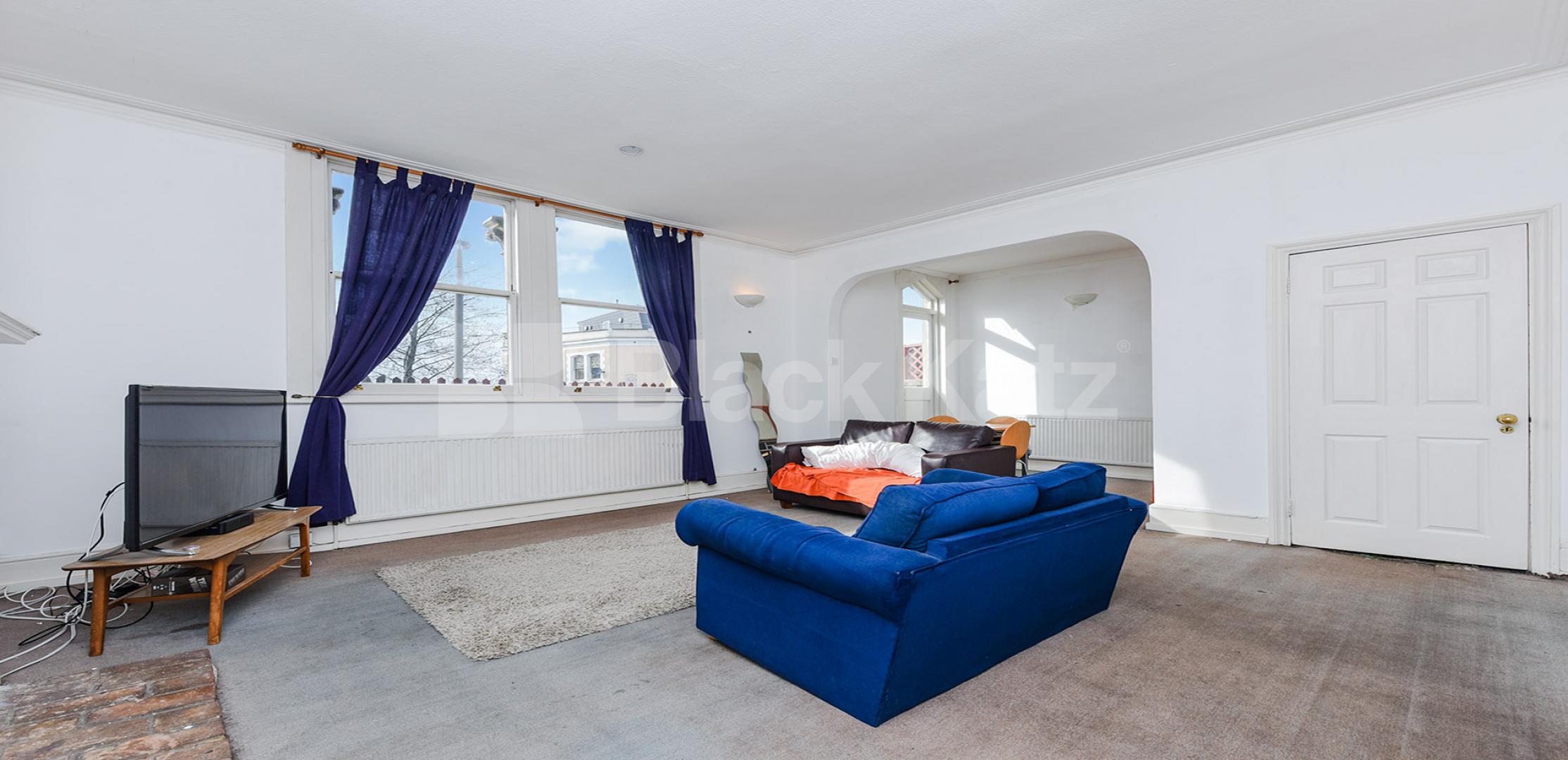 			UNDER OFFER , 3 Bedroom, 1 bath, 1 reception Maisonette			 Queenstown Road, Battersea Park